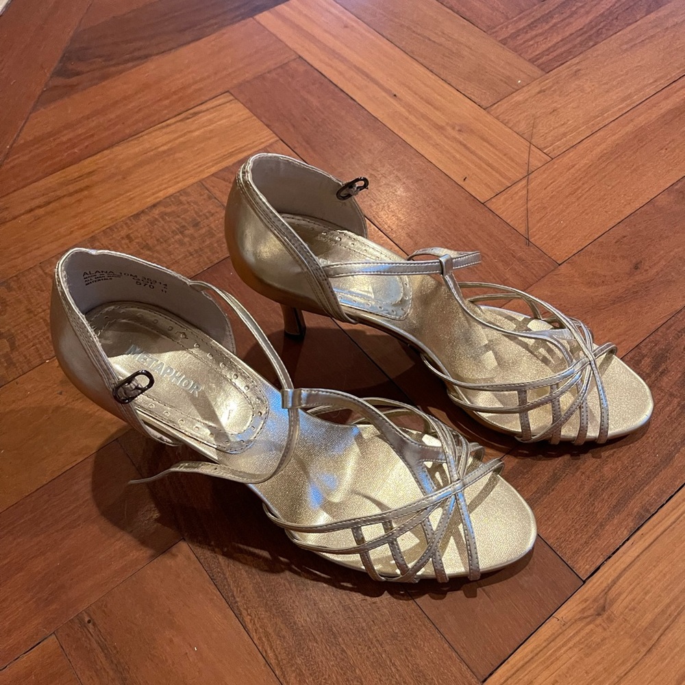 metallic, silver strap heels, size 10, brand metaphor
